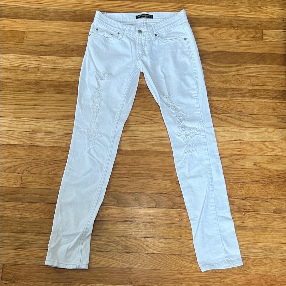 Levi’s Too Superlow 524 jeans